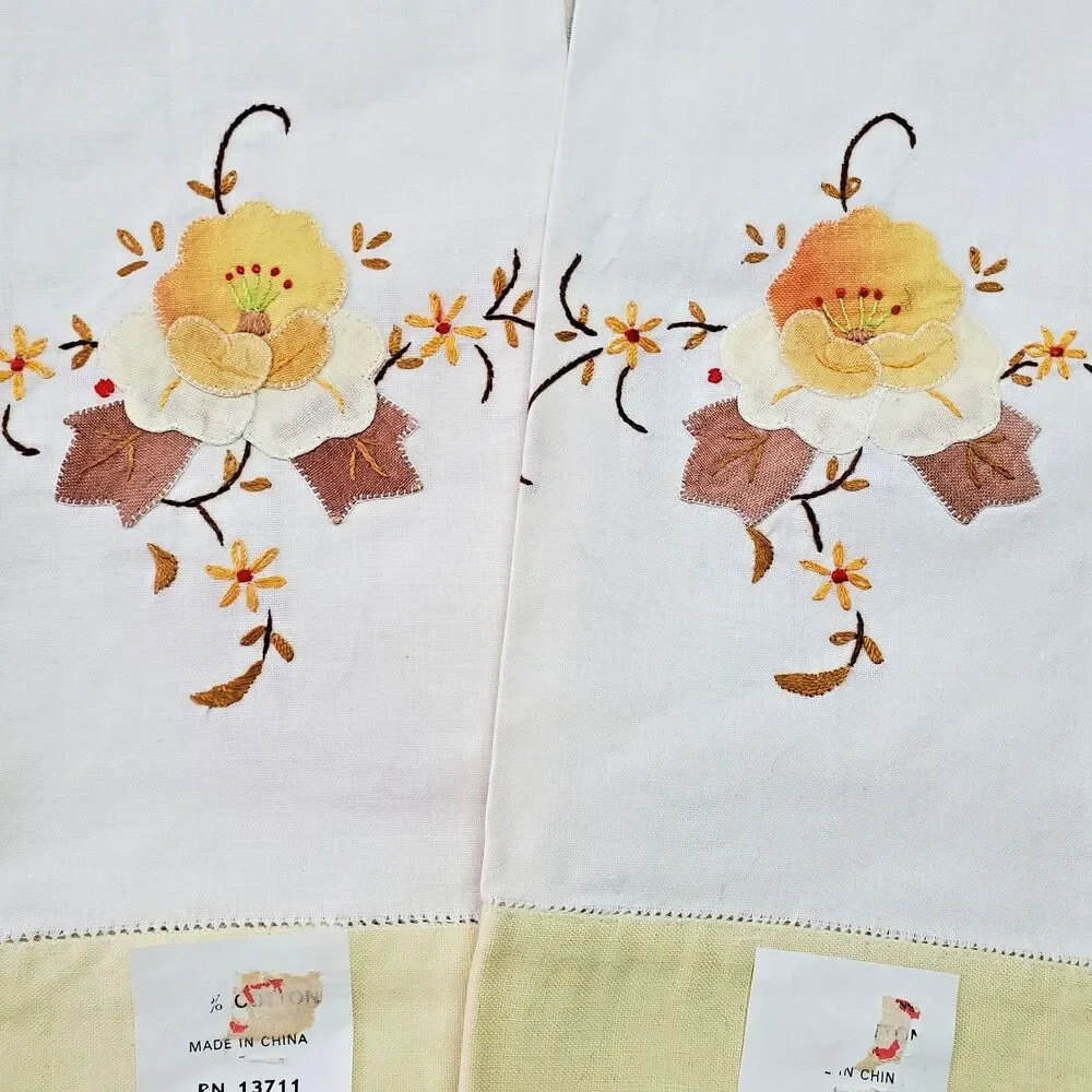 Vintage Guest Towels 2 Hand Tea Appliqué Gold Brown Flower Yellow  12x22